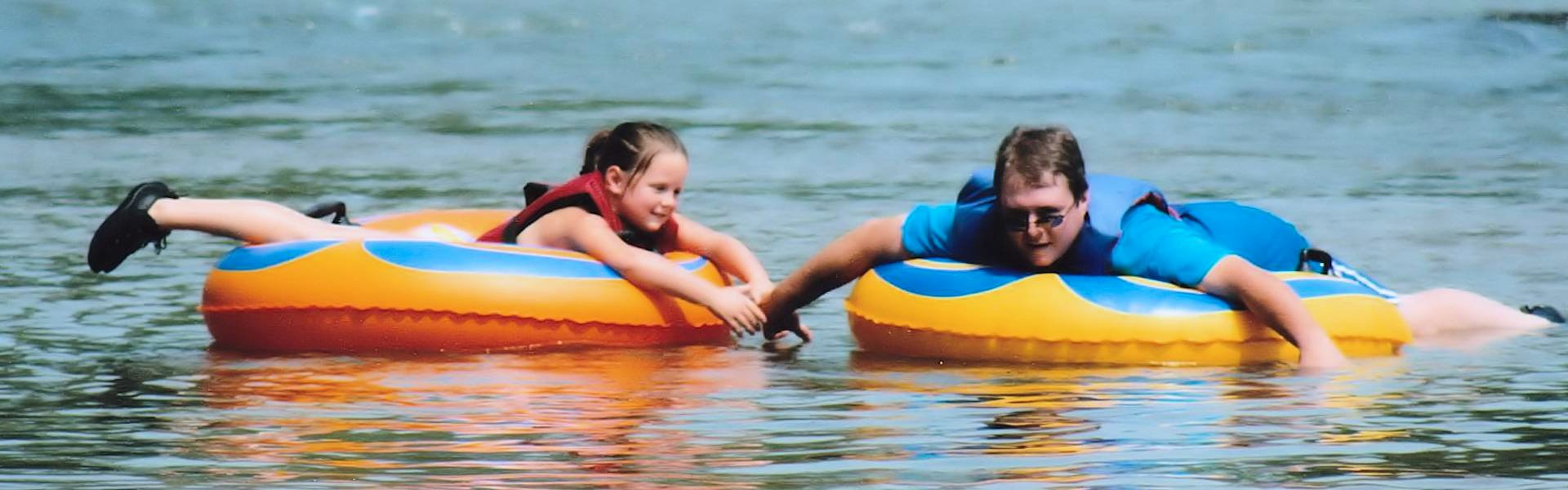 Shenandoah River Adventures | Canoeing on the river